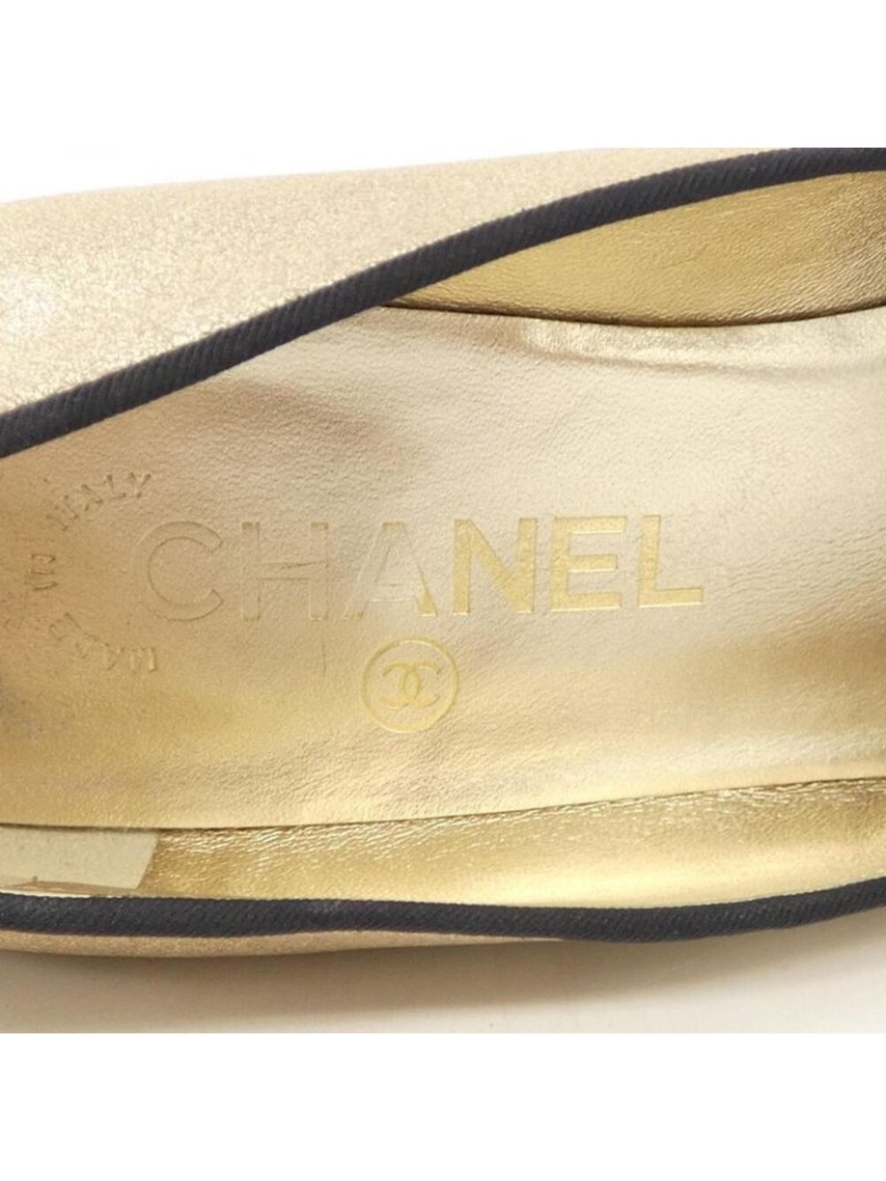 Chanel Size 37.5 Black Shoes - Picture 6 of 6